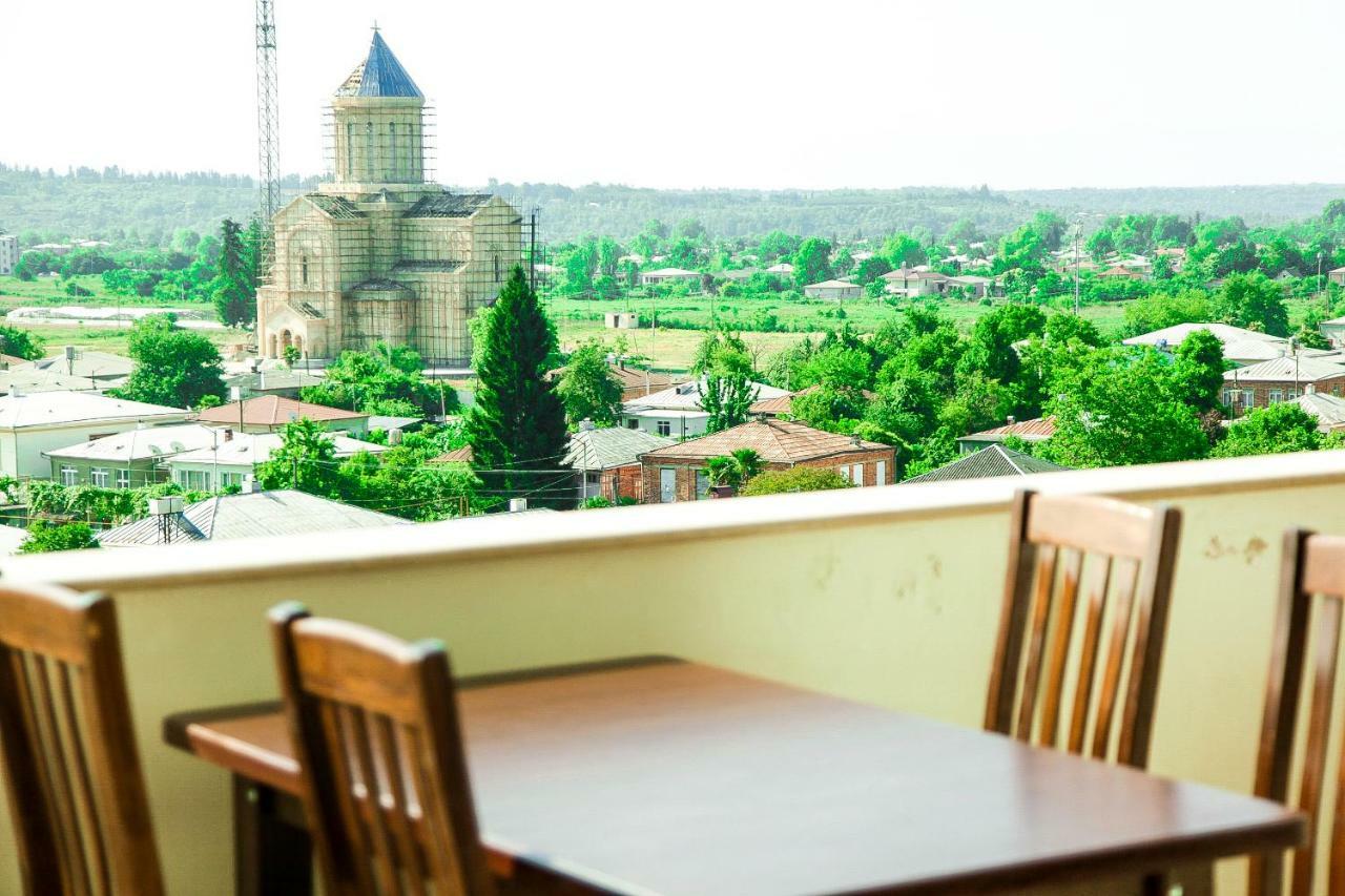 Hotel Grand Zugdidi Kültér fotó