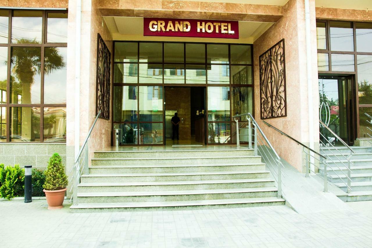 Hotel Grand Zugdidi Kültér fotó